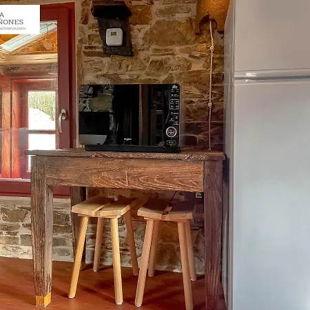 Casa Quinones - Apartamento Con Dos Espacios * Navia de Suarna