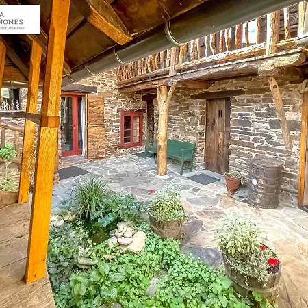 Casa Quinones - Apartamento Con Dos Espacios Navia de Suarna